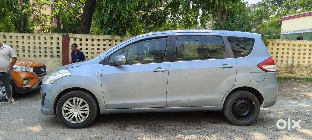 Maruti Suzuki Ertiga 2012 Diesel 78593 Km Driven.  Tax Lifetime