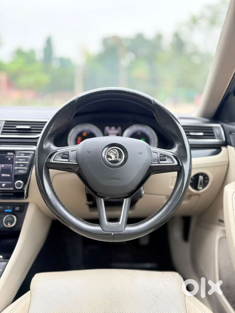 Skoda Superb Laurin And Klement 1.8, 2017, Petrol
