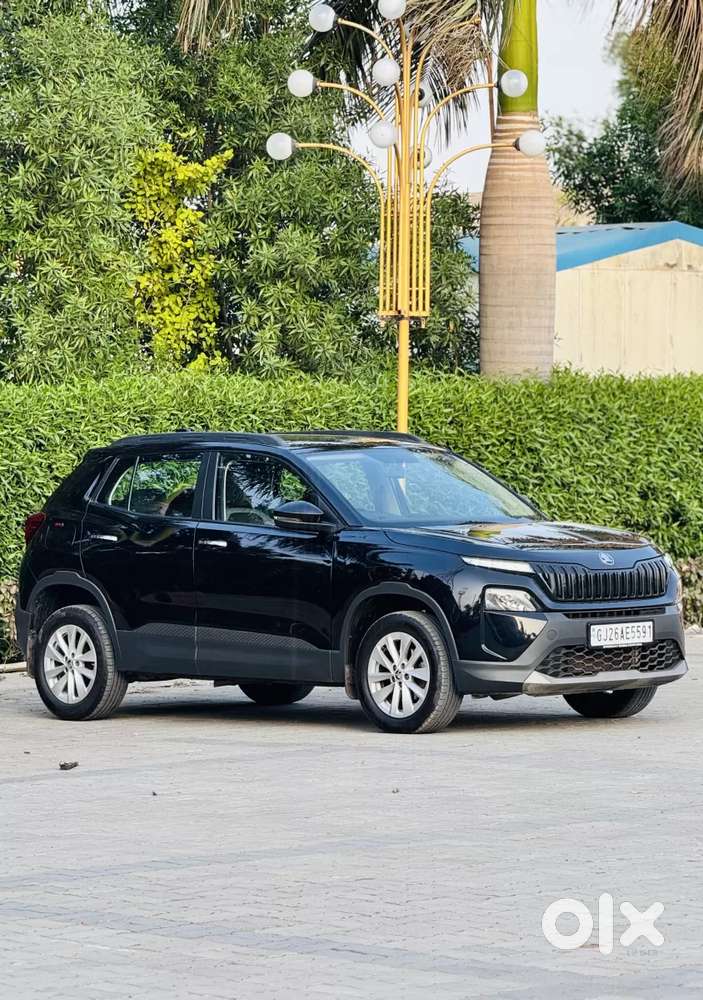 Skoda Kylaq Signature Plus At, 2025, Petrol