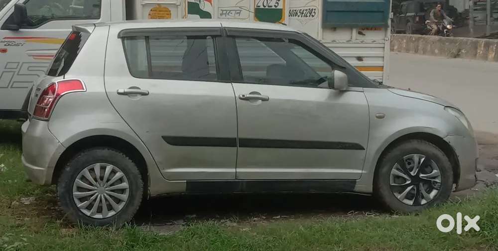 Swift Vxi Petrol Maruti