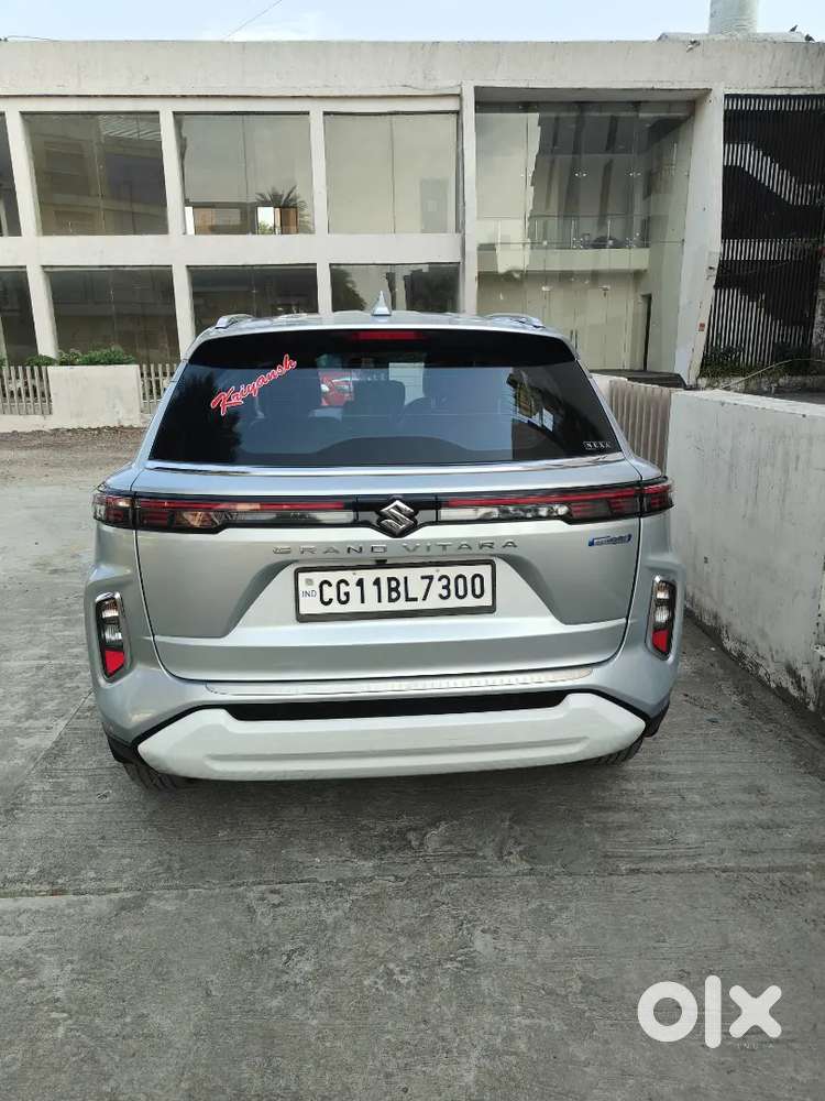 गाड़ी न्यू है 14620 किलोमीटर चली है 2 लाख का एसेसरीज लगा है !