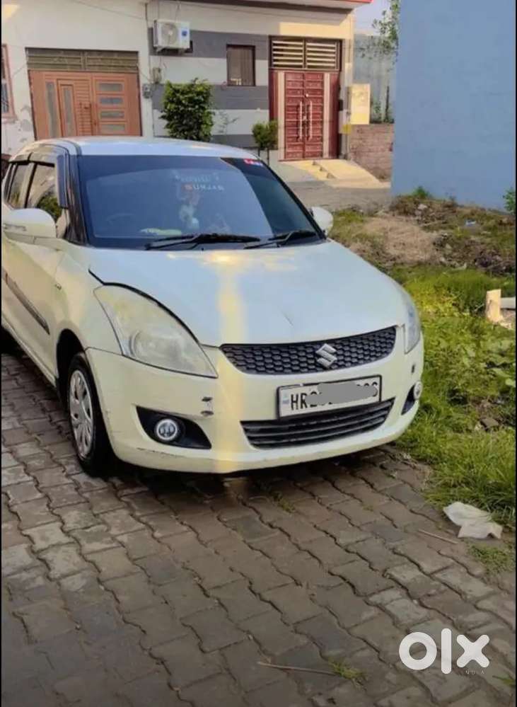 Maruti Suzuki Swift Petrol + Cng Company Fitted2nd 2011
