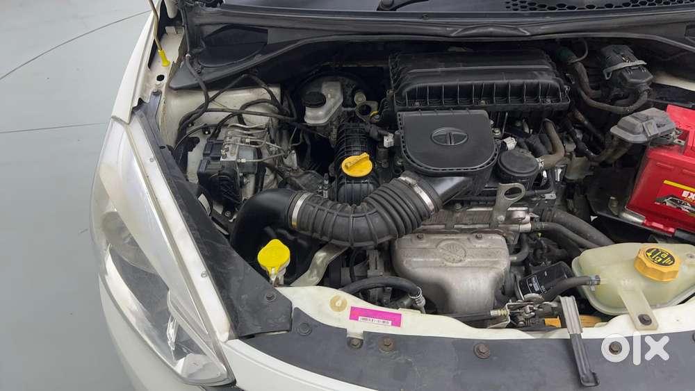 Tata Tiago Xza, 2018, Petrol