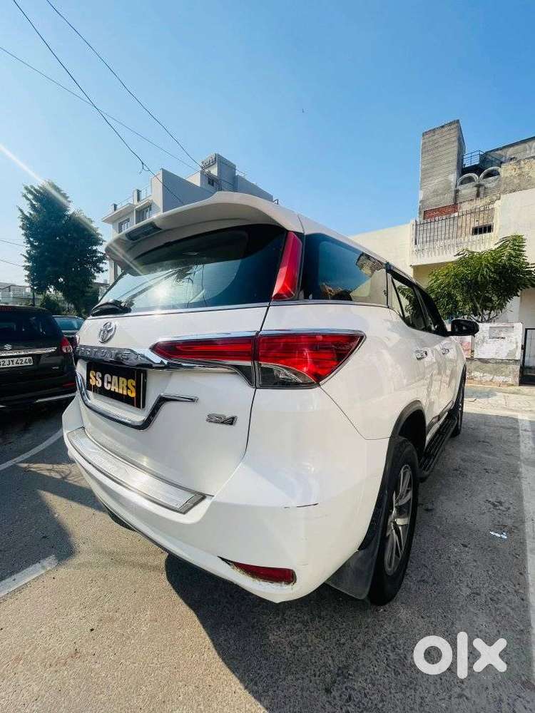 Toyota Fortuner 2011-2016 4x4 At, 2019, Diesel