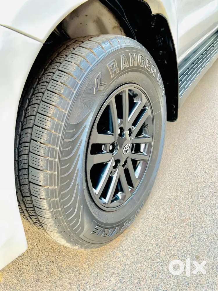 (urgent.sale) Fortuner Car 4x2 Mt Good Condition