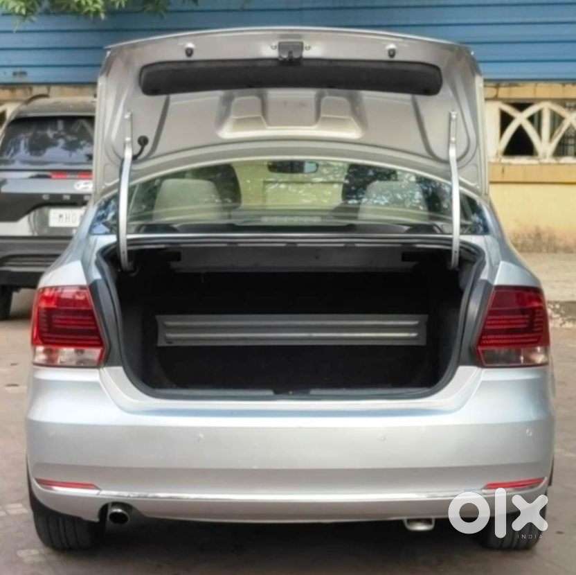 Volkswagen Vento 1.2 Tsi Highline Plus At, 2016, Petrol