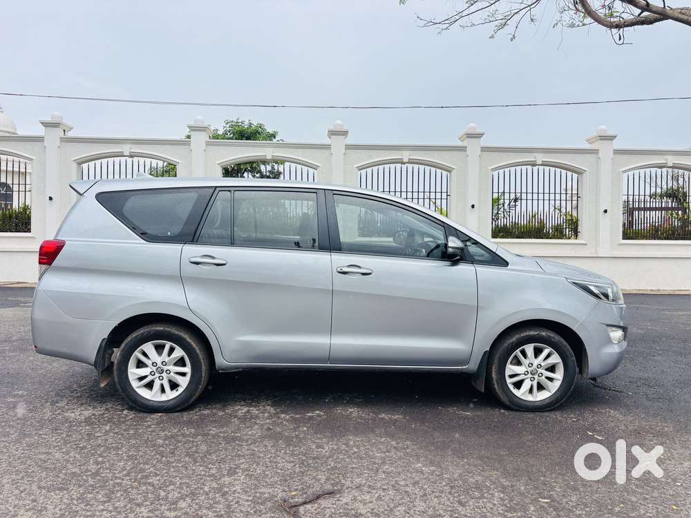 Toyota Innova Crysta 2.4 Gx Mt, 2018, Diesel