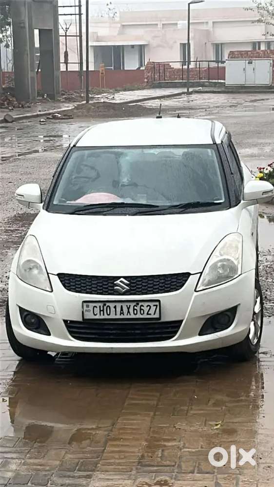 Maruti Suzuki Swift 2014 Vdi White Chandigarh Number