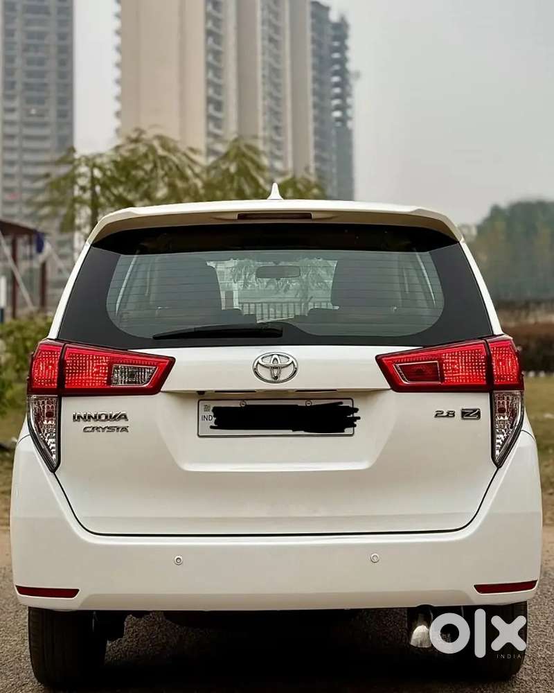Innova Crysta 2.8 Z