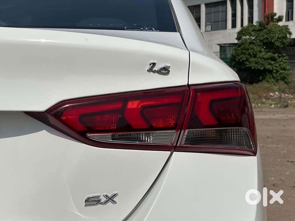 Hyundai Verna 1.6 Sx (o) Vtvt At, 2019, Petrol