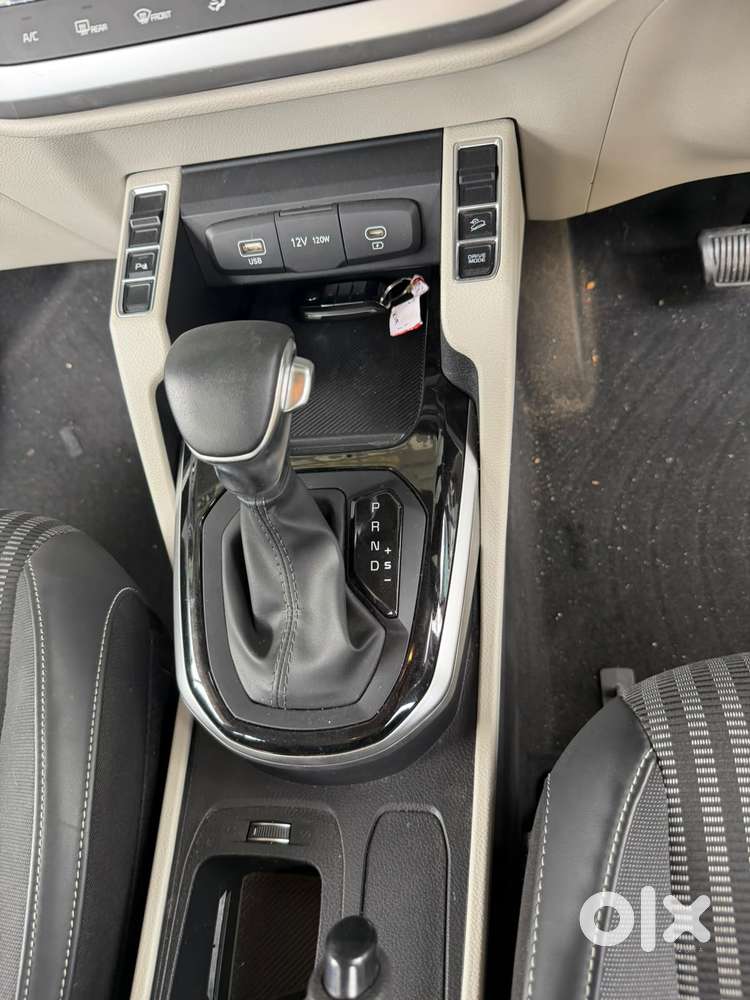 Kia Carens 1.5 Prestige Plus 7 Str Imt, 2023, Petrol
