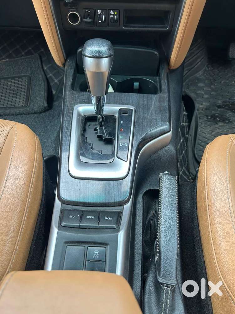 Toyota Fortuner 4x2 At 2.8 Diesel, 2022, Diesel