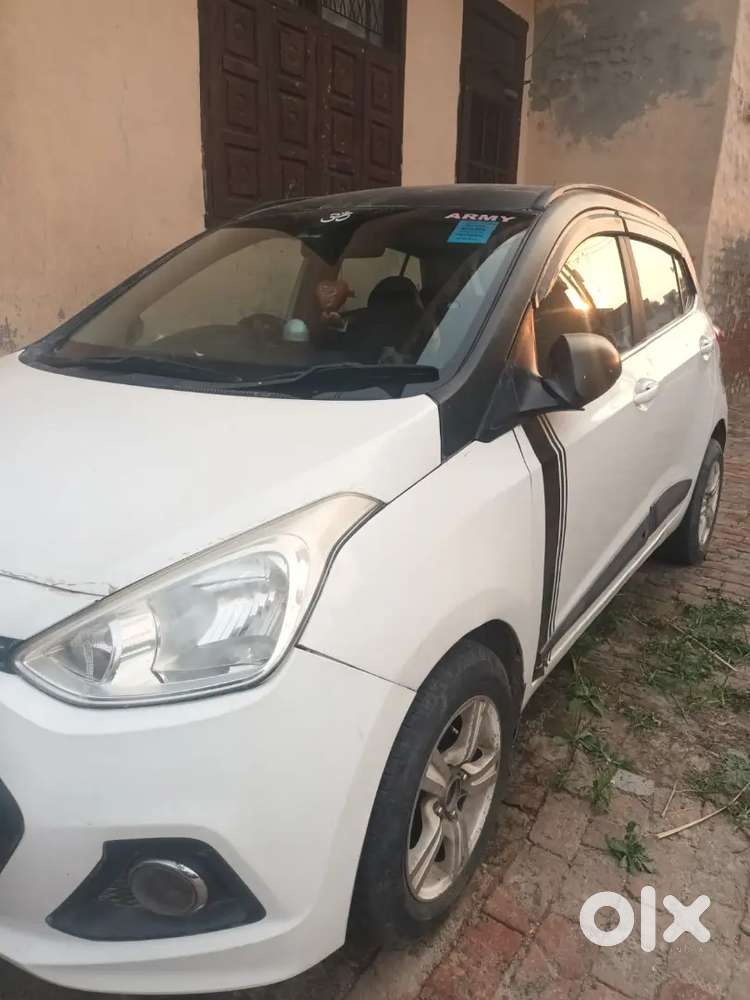 Hyundai Grand I10 2015 Petrol 99000 Km Driven