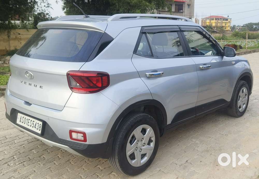 Hyundai Venue 1.2 S Plus, 2021, Petrol