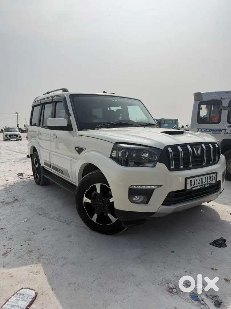 Scorpio Classic S11 Top Model