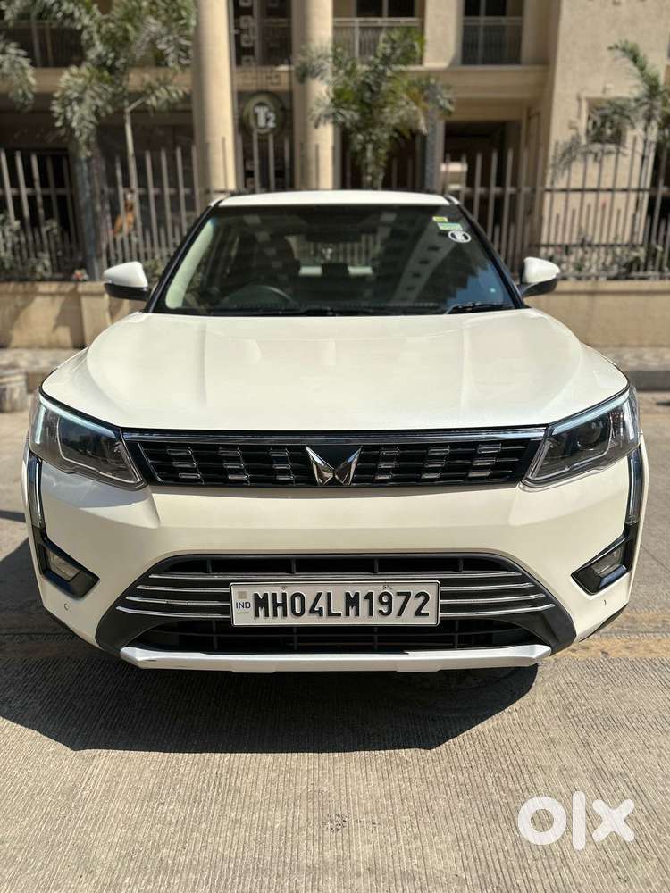 Mahindra Xuv300 W8 (o) 1.5 Diesel Amt, 2023, Diesel
