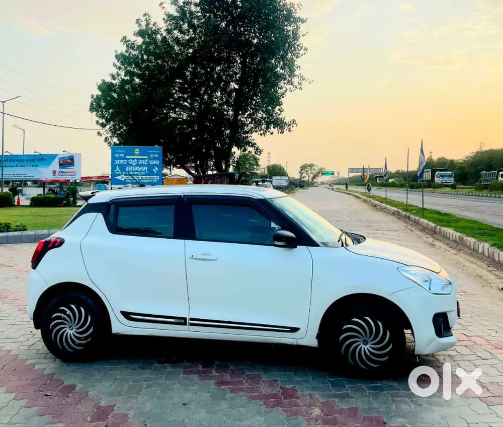 Maruti Swift Vxi 2023