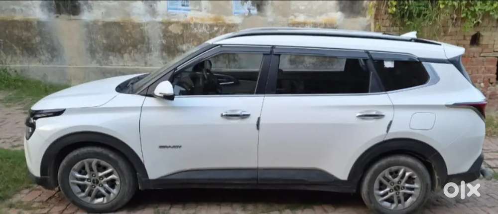 Kia Carens Clavis 2025 Diesel 60000 Km Driven