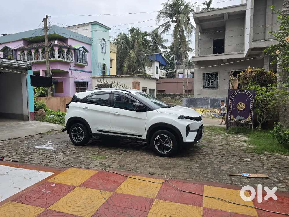 Tata Nexon Creative Petrol Manual 2025 Lifetime Tax Paid