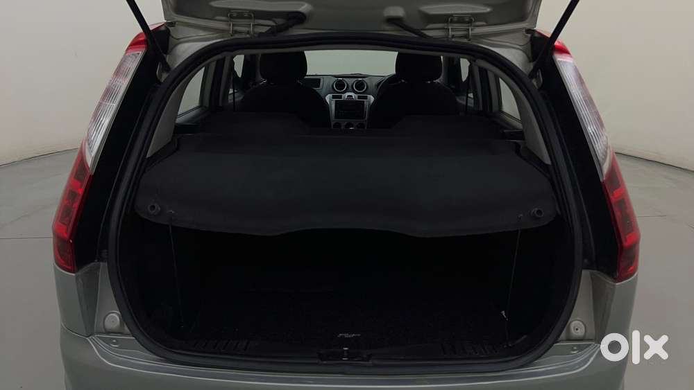 Ford Figo Petrol Zxi, 2012, Petrol