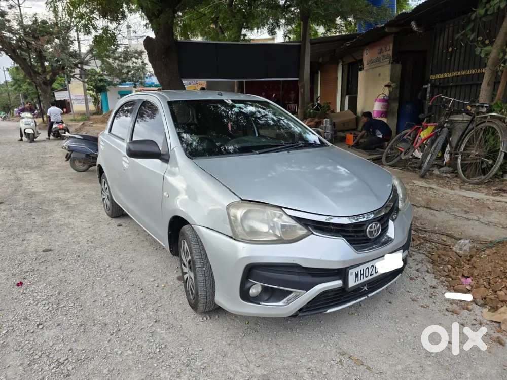 Toyota Etios Liva 2012