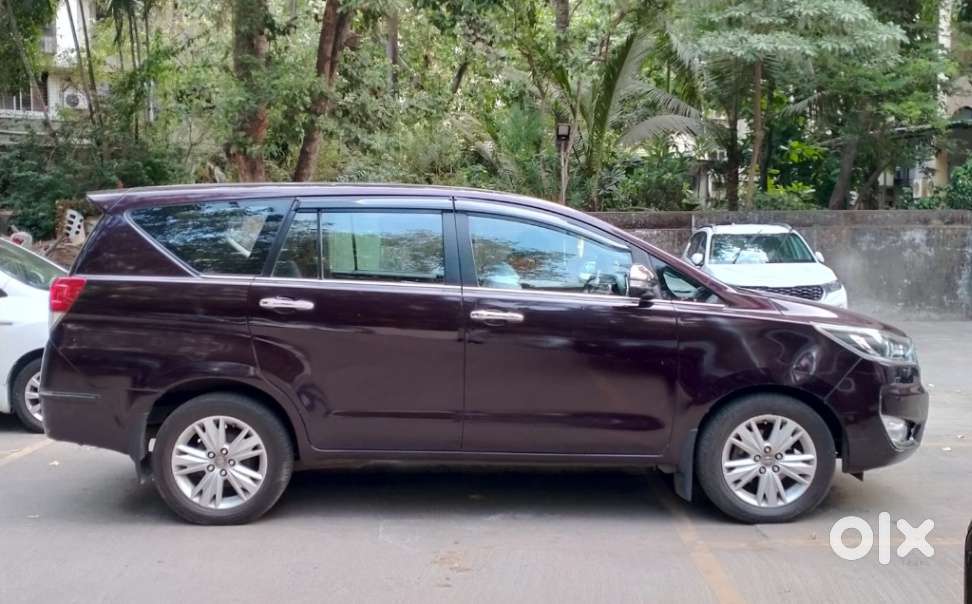 Toyota Innova Crysta 2.8 Zx At 7 Seater, 2016, Diesel
