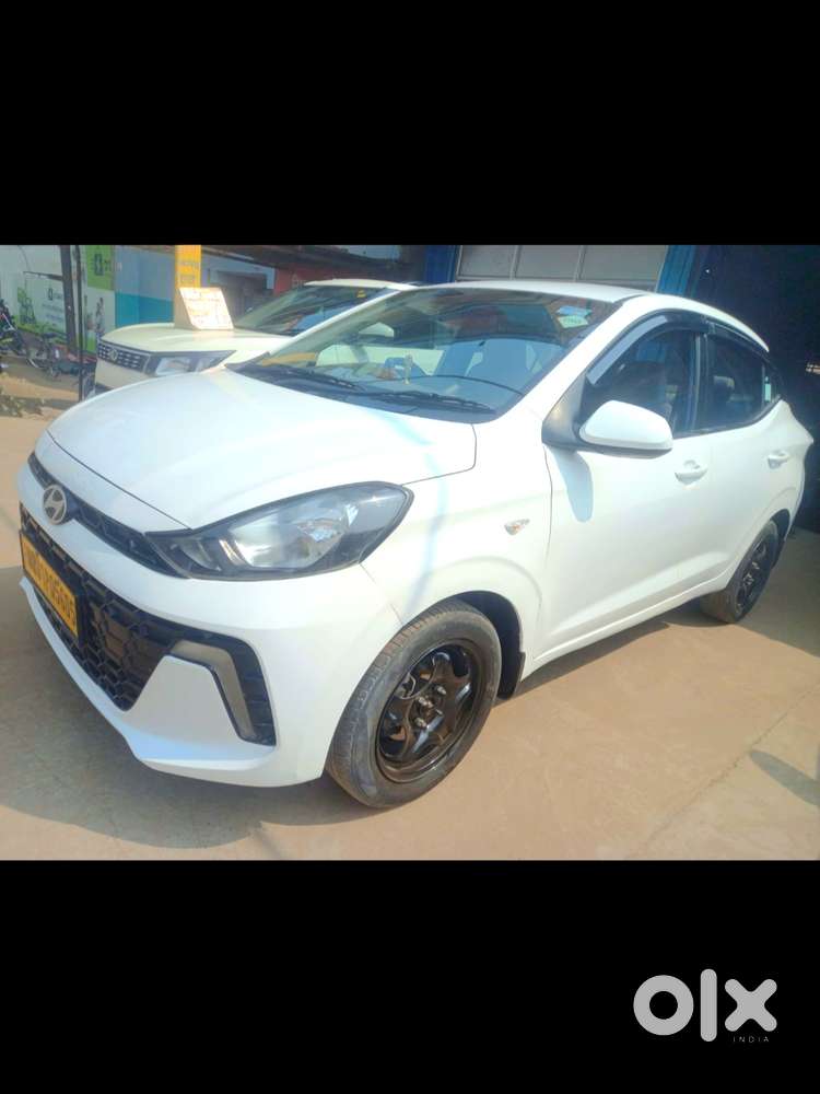 Hyundai Aura 1.2 Sx Cng, 2023, Cng & Hybrids