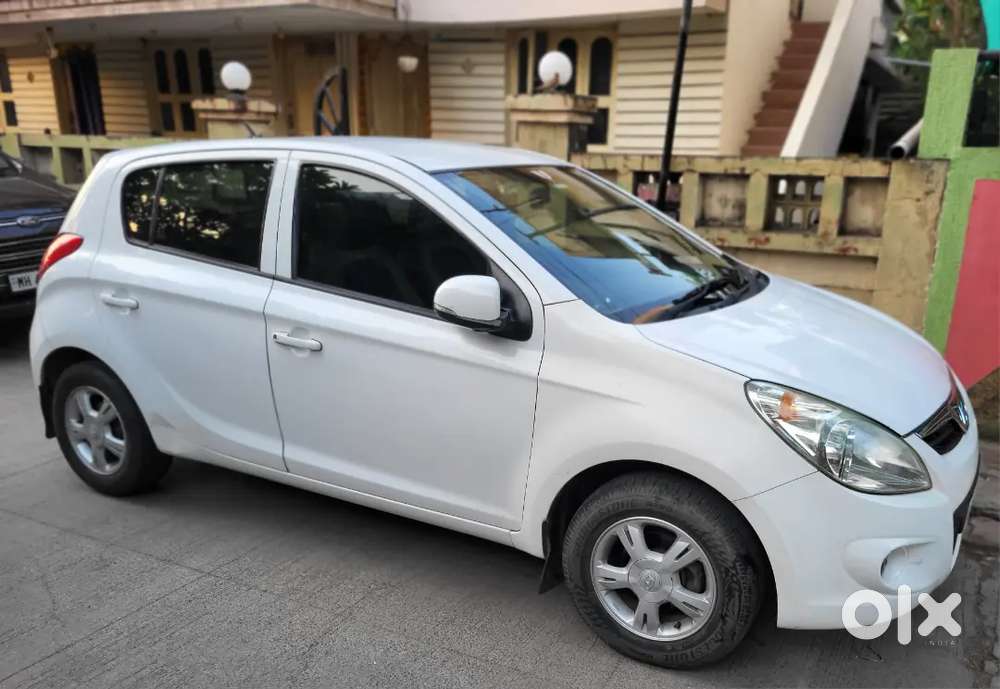 I20 Oct-20110 Sportz Model