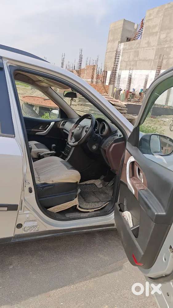 Mahindra Xuv500 2014