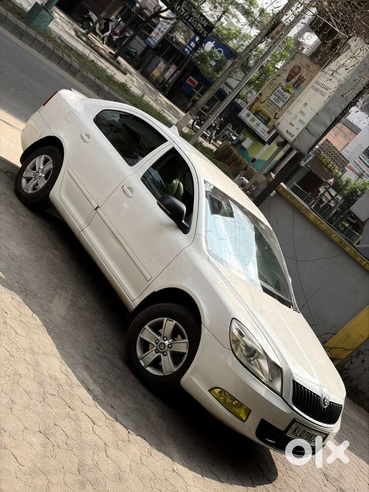 Skoda Laura Diesel Automatic 2010