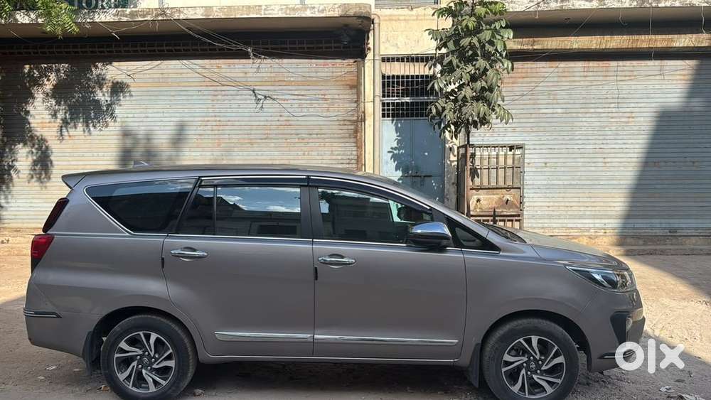 Toyota Innova Crysta 2021
