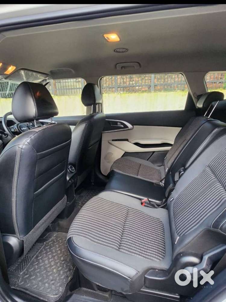 Kia Carens 1.4 Prestige 7 Str, 2023, Petrol