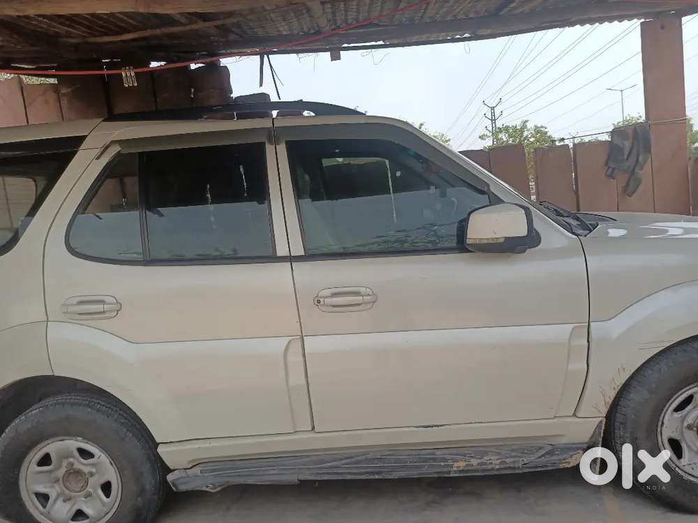 Tata Safari Storme 2014 Diesel 120000 Km Driven