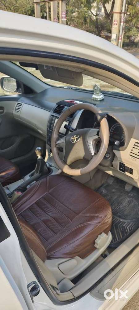 Toyota Corolla Altis 1.8 J, 2011, Diesel