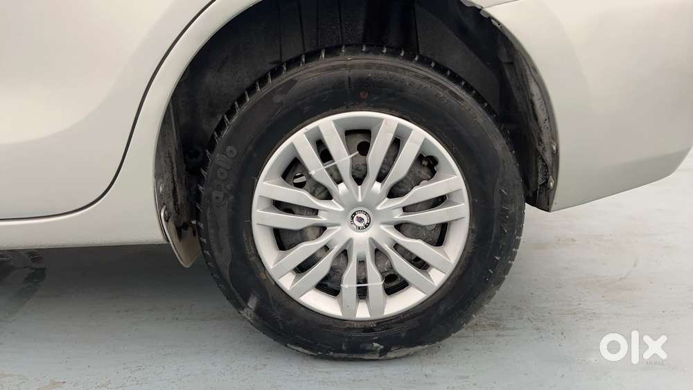 Maruti Suzuki Dzire 1.2 Vxi Amt, 2018, Petrol