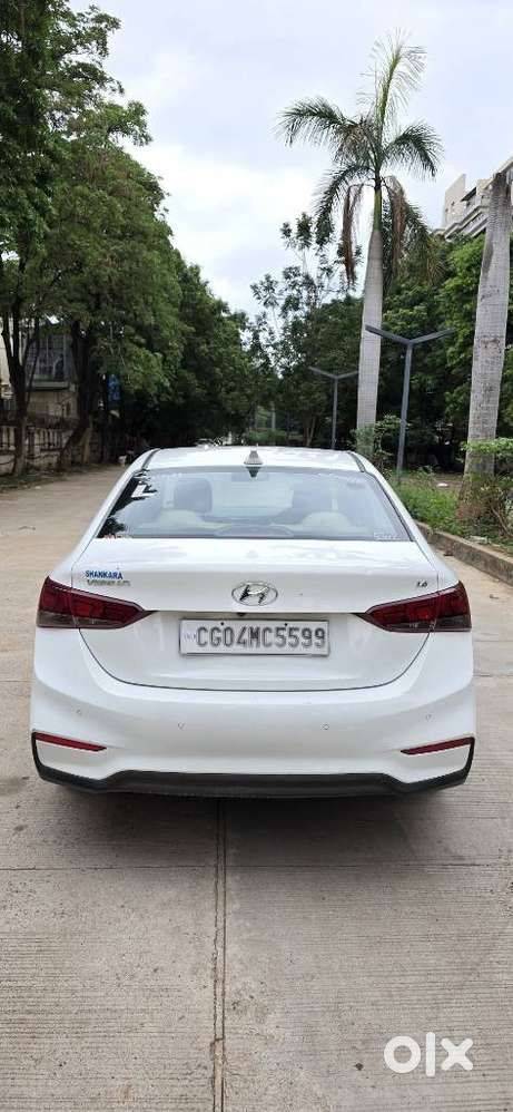 Hyundai Verna 1.5 Ex Vtvt, 2018, Petrol