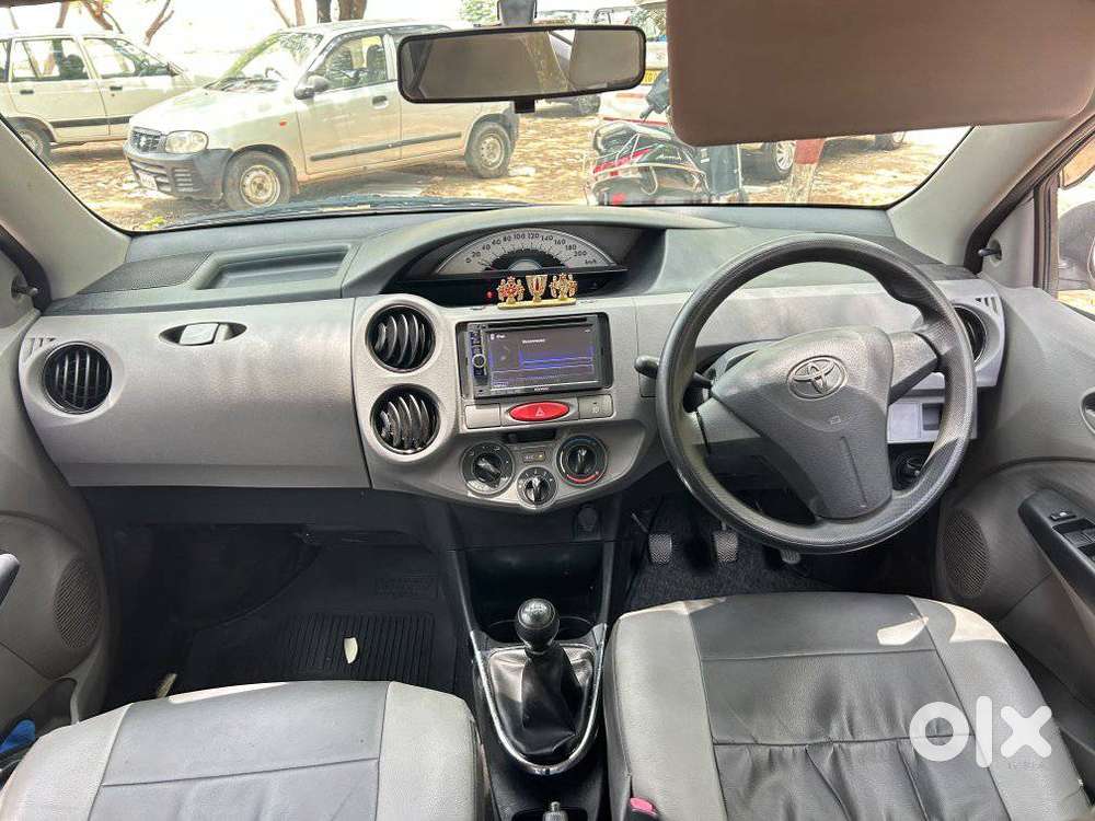 Toyota Etios 2010-2012 G, 2011, Petrol