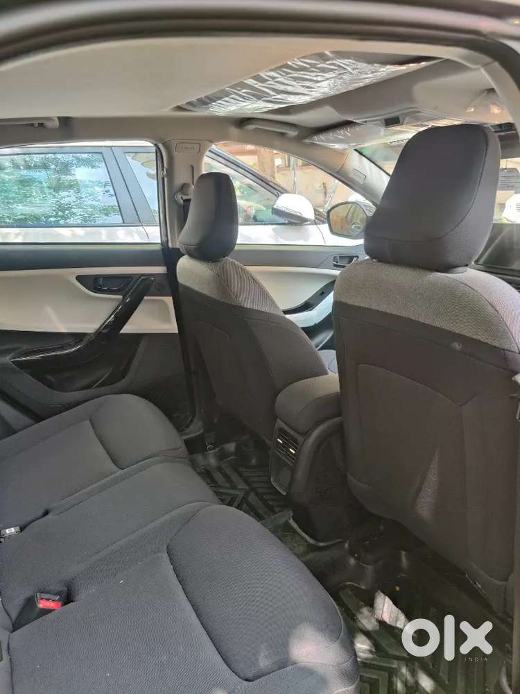 Tata Nexon Brand New Car, 1300kms