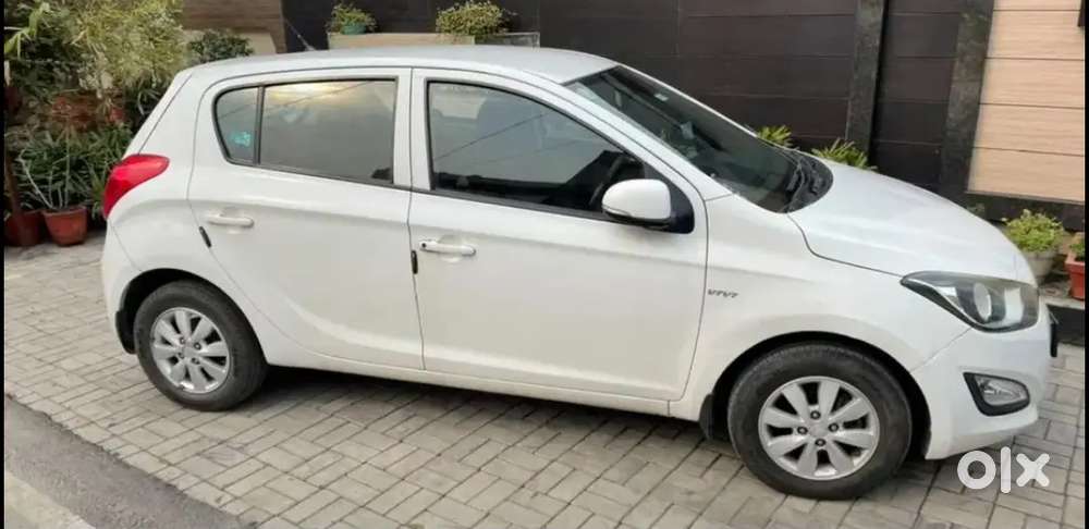 Hyundai I20 Sportz 2012