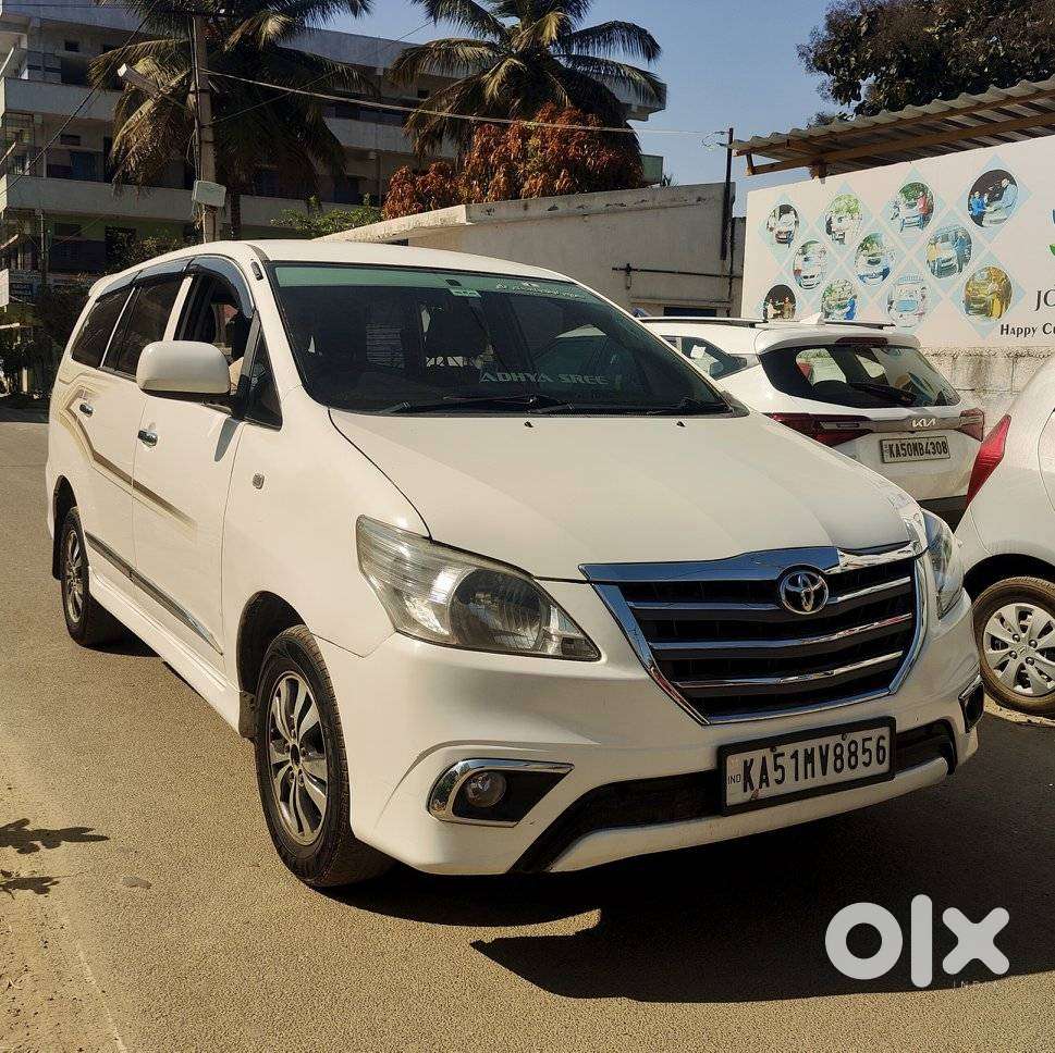 Toyota Innova 2.5 Gx 7 Seater Bs Iv, 2015, Diesel