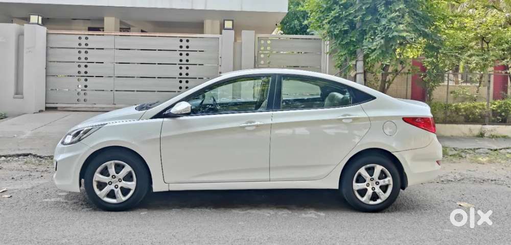 Hyundai Verna 1.6 Ex Vtvt, 2013, Petrol