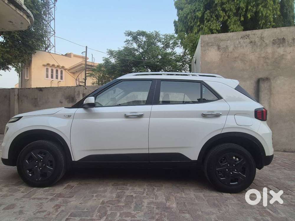 Hyundai Venue Kappa Mt S 2024 Excellent Condition
