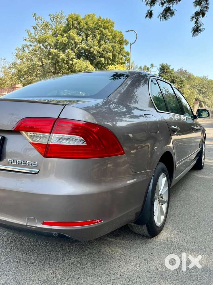Skoda Superb Elegance 1.8 Tsi At, 2014, Petrol