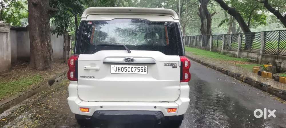 Mahindra Scorpio S7 2019