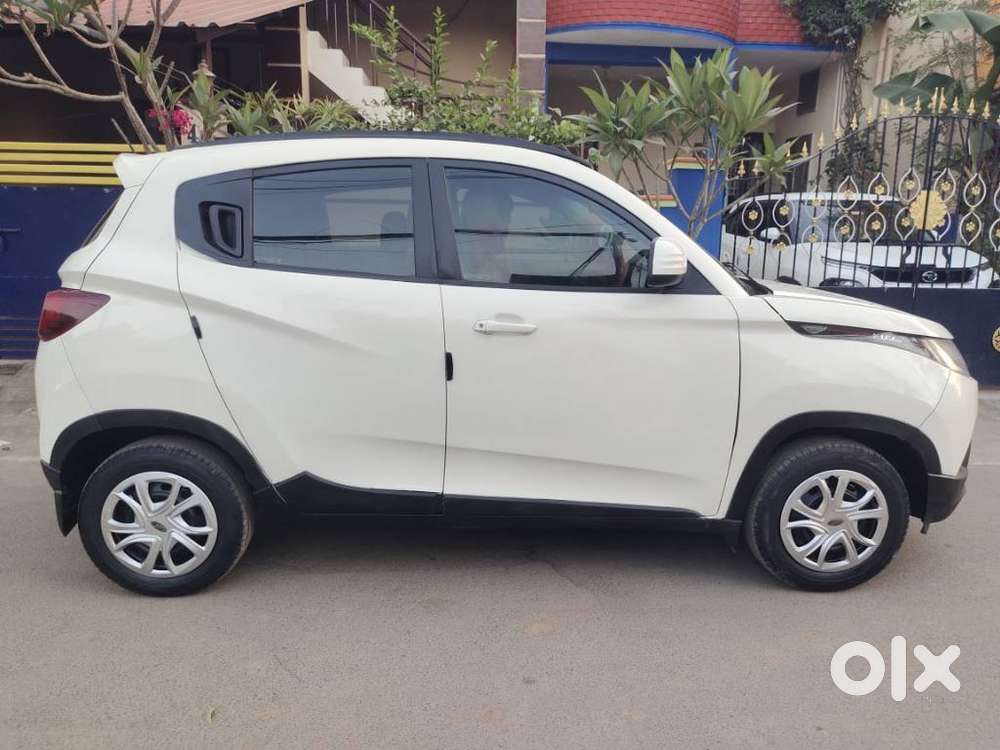 Mahindra Kuv 100 D75 K6 Plus 5str, 2016, Petrol