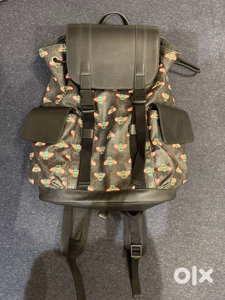Handbags Gucci Supreme Backpack Bee Gucci GG Supreme Bee