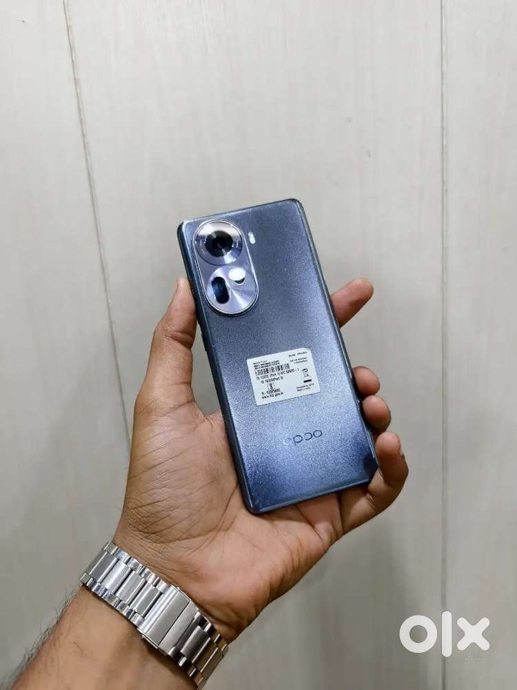 Reno 11 8/256 New condition