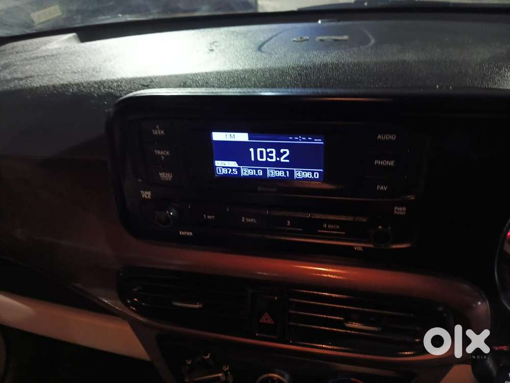 Hyundai Aura [2023-ongoing] 1.2 S Petrol Manual, 2021, Petrol