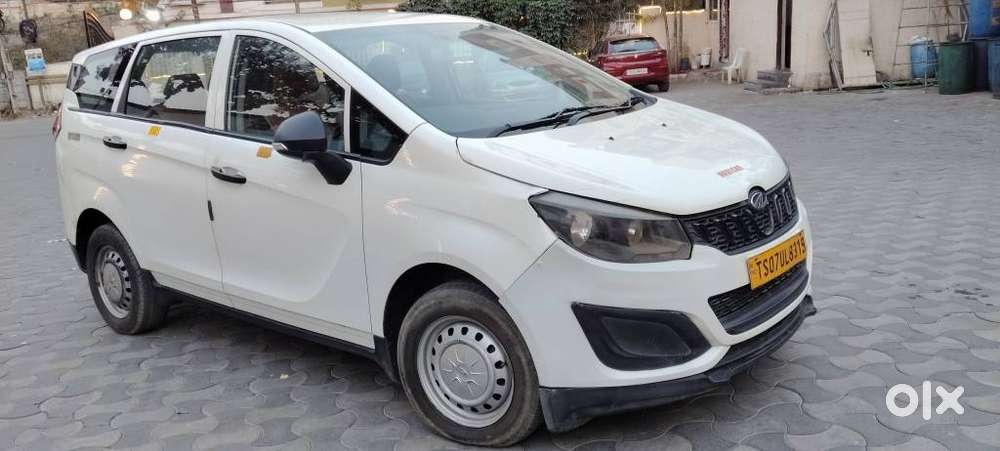 Mahindra Marazzo M2 8str, 2022, Diesel