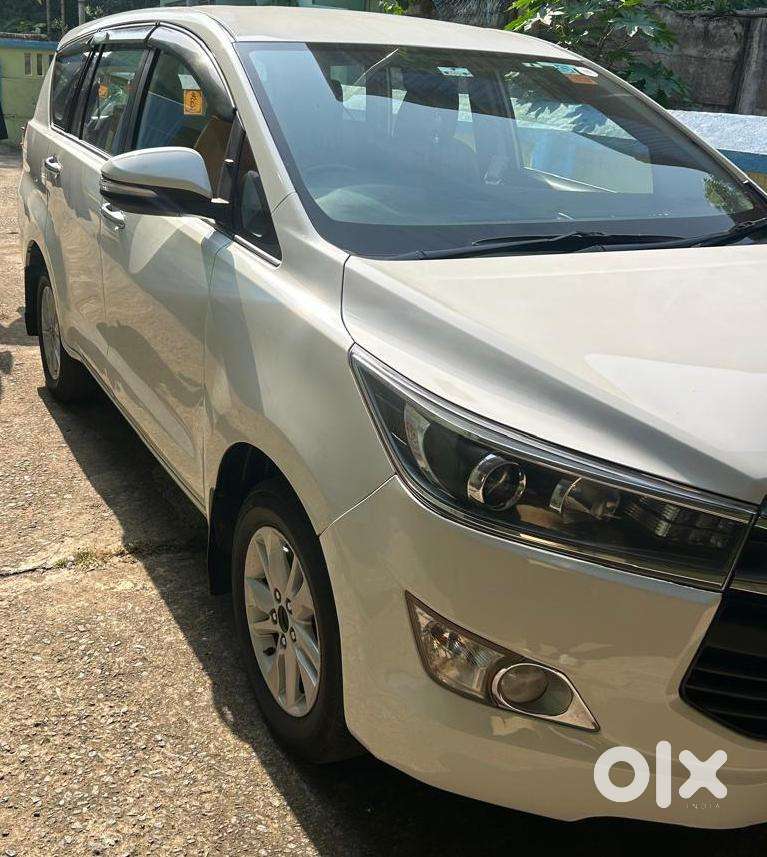Toyota Innova Crysta 2.4 Vx Mt 8s, 2016, Diesel